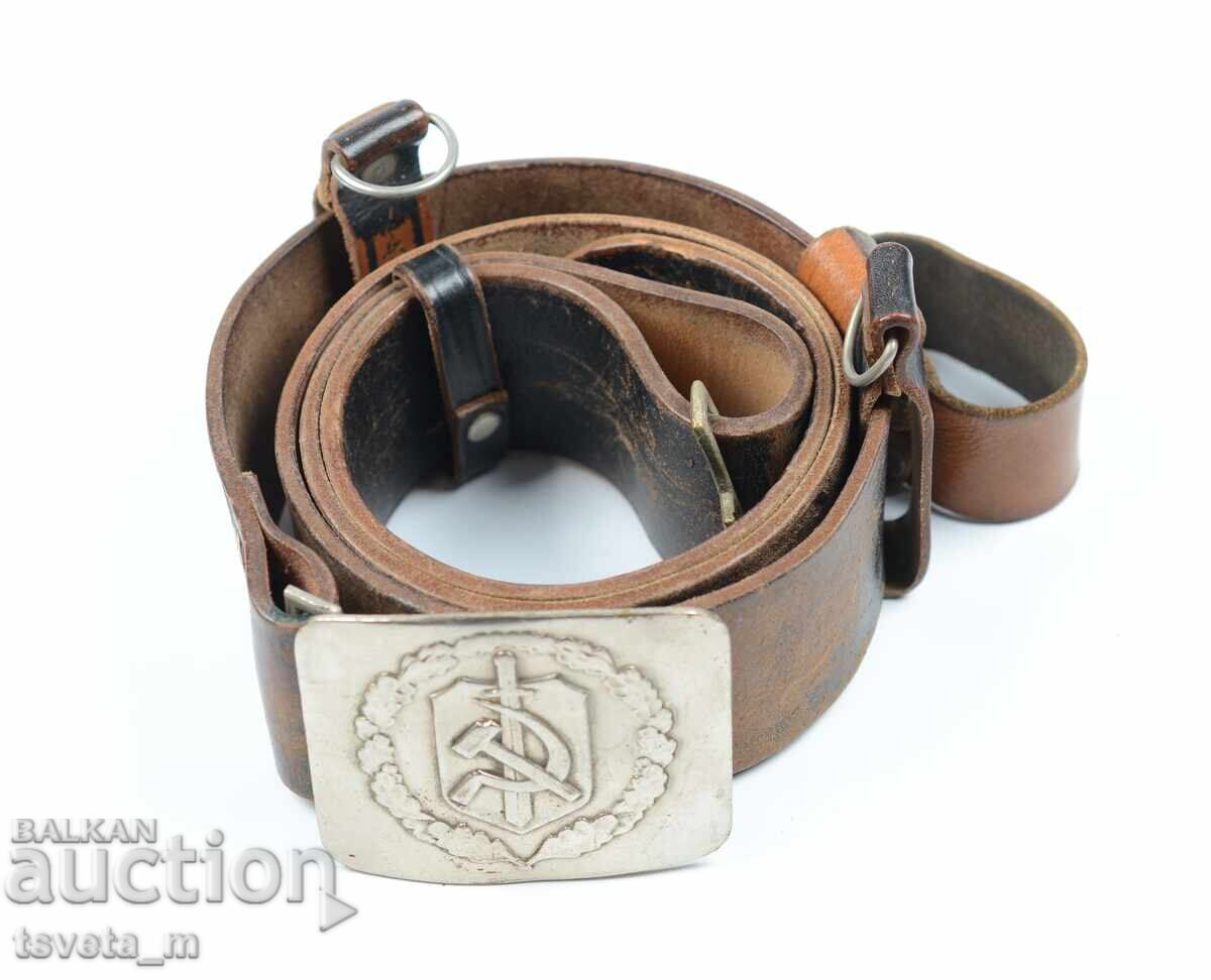 Centură din piele Miliția Populară R.P.B. soc cu preț 40.00 BGN | € 20.45 Centură din piele Miliția Populară R.P.B. soc cu preț 40.00 BGN | € 20.45