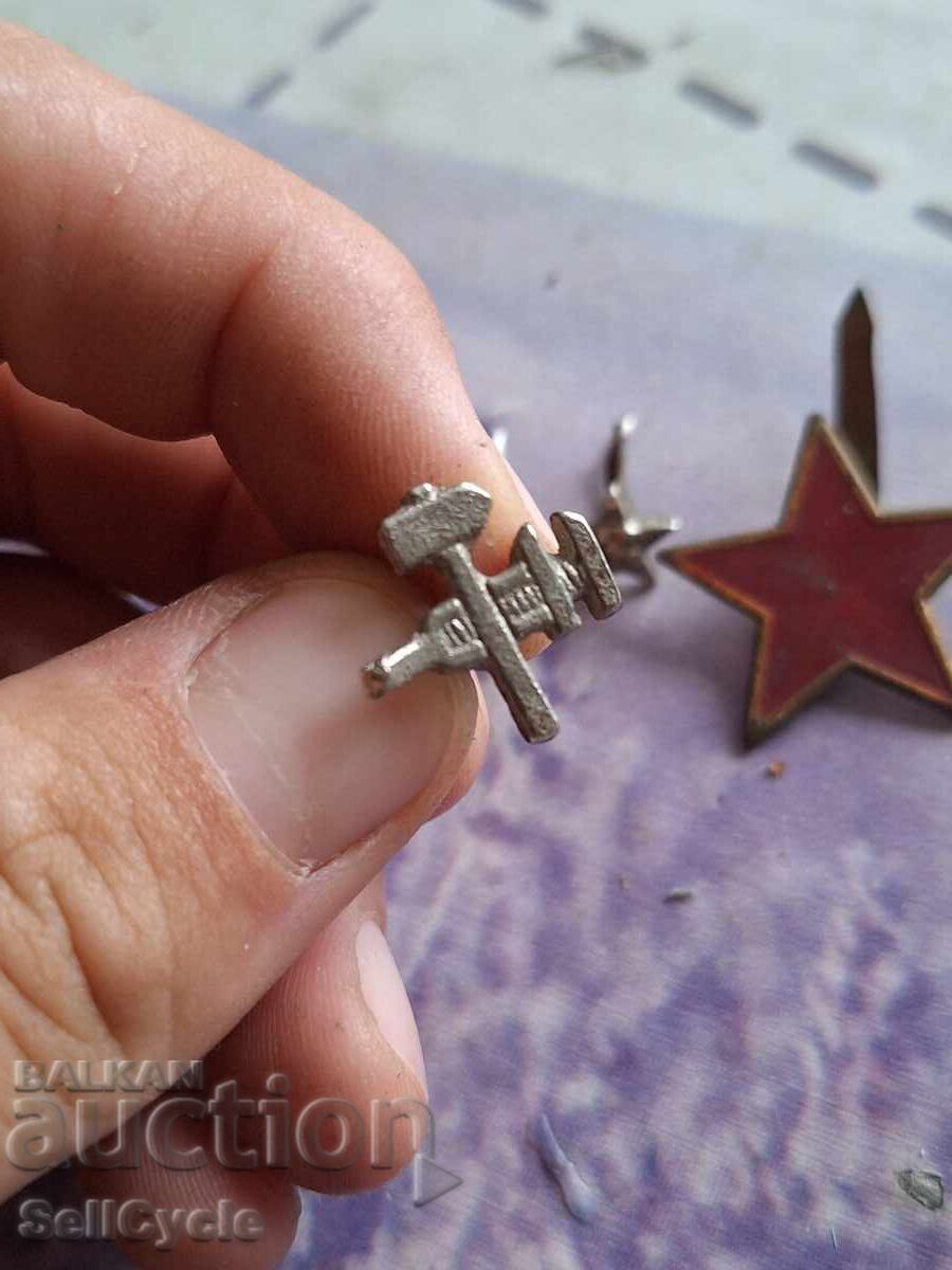 ✅ЗНАЧКИ/КОКАРДИ❗ с цена 3.00 лв. | € 1.53