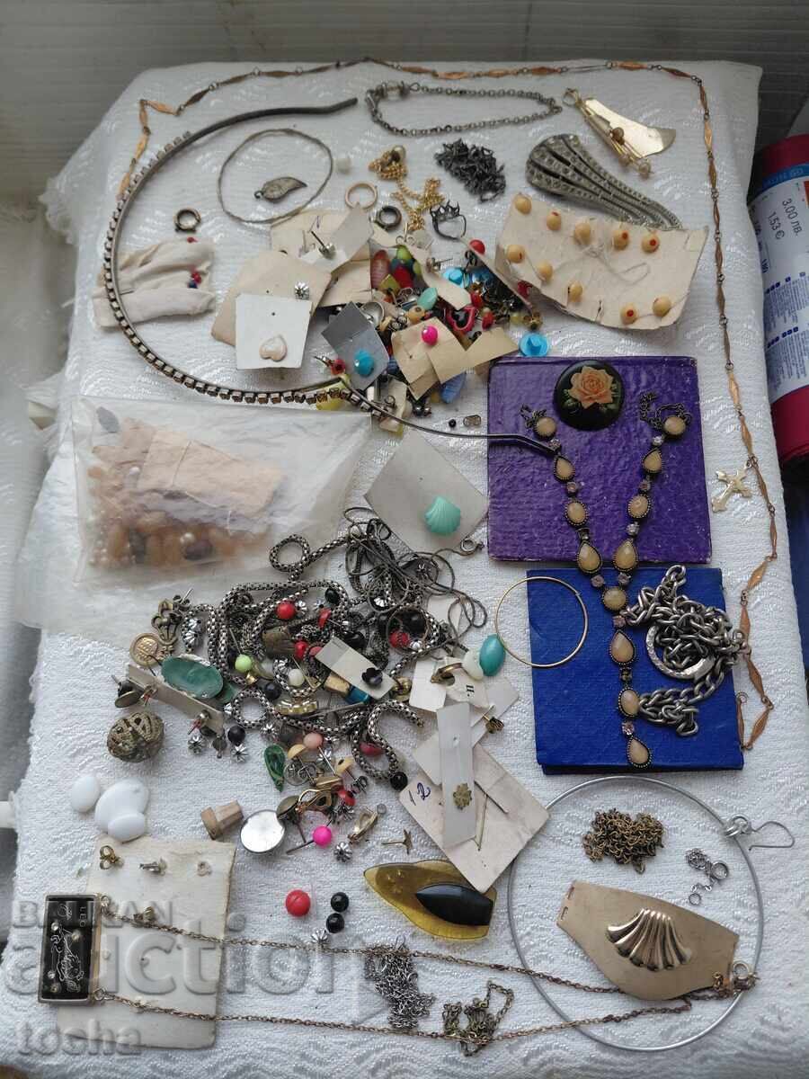 Κοσμήματα, αξεσουάρ, εξαρτήματα. BZC Κοσμήματα, αξεσουάρ, εξαρτήματα. BZC