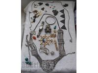 Κοσμήματα, αξεσουάρ, εξαρτήματα. BZC