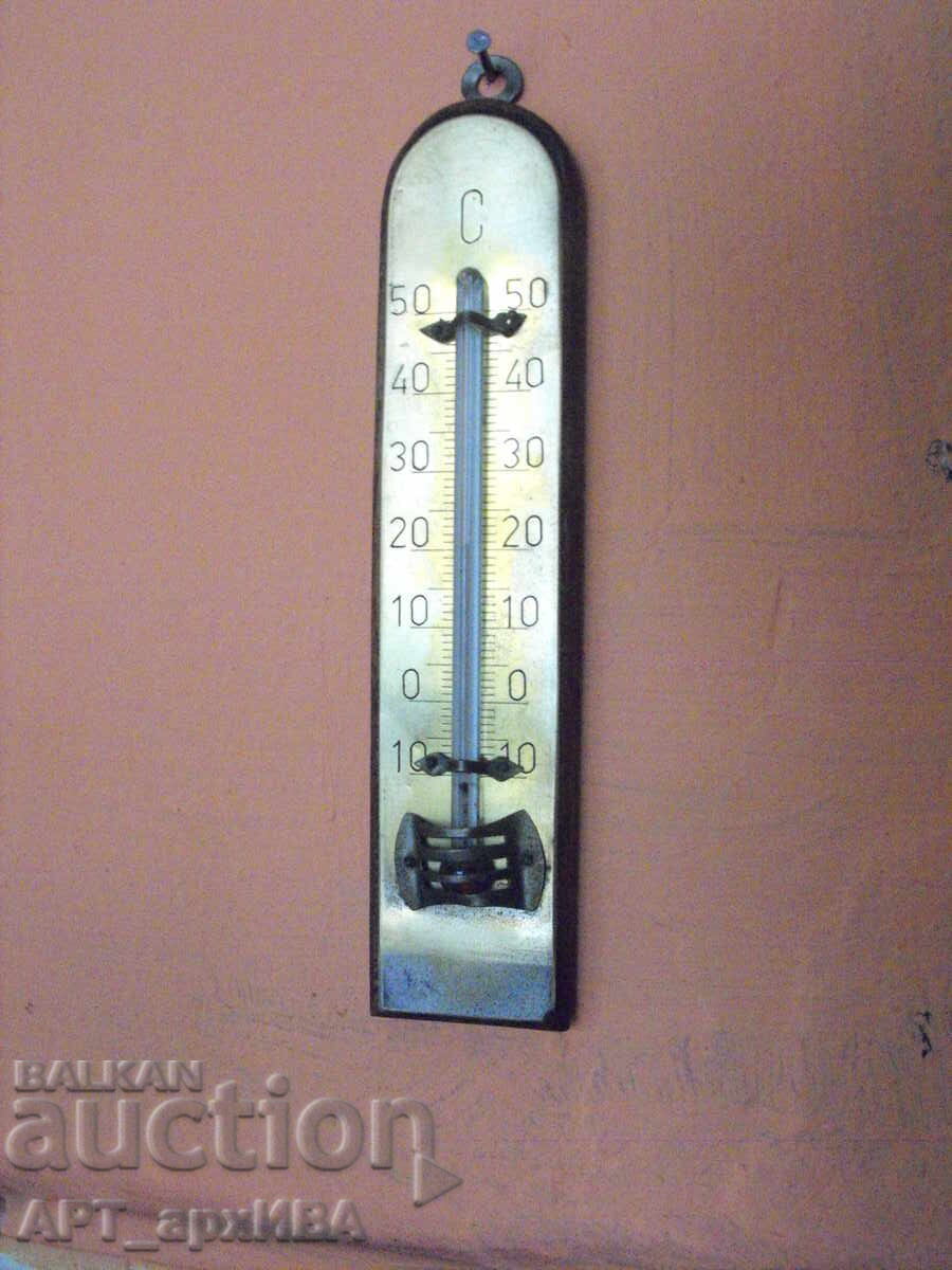 Alcohol thermometer for the wall. Retro device, working!
