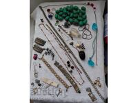 Κοσμήματα, αξεσουάρ, εξαρτήματα. BZC