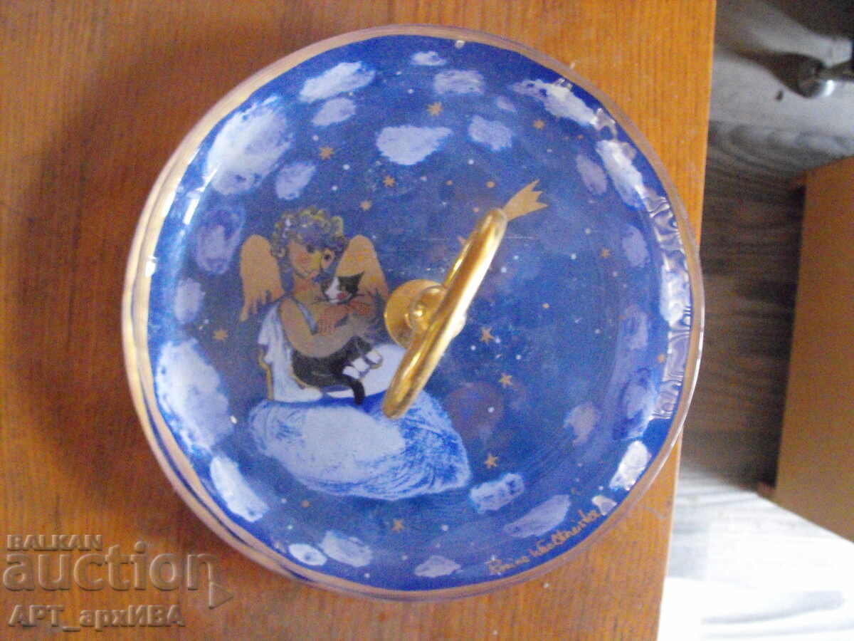 Fruit bowl on 2 levels with drawings by Rosina Wachtmeister with price 75.00 BGN | € 38.35