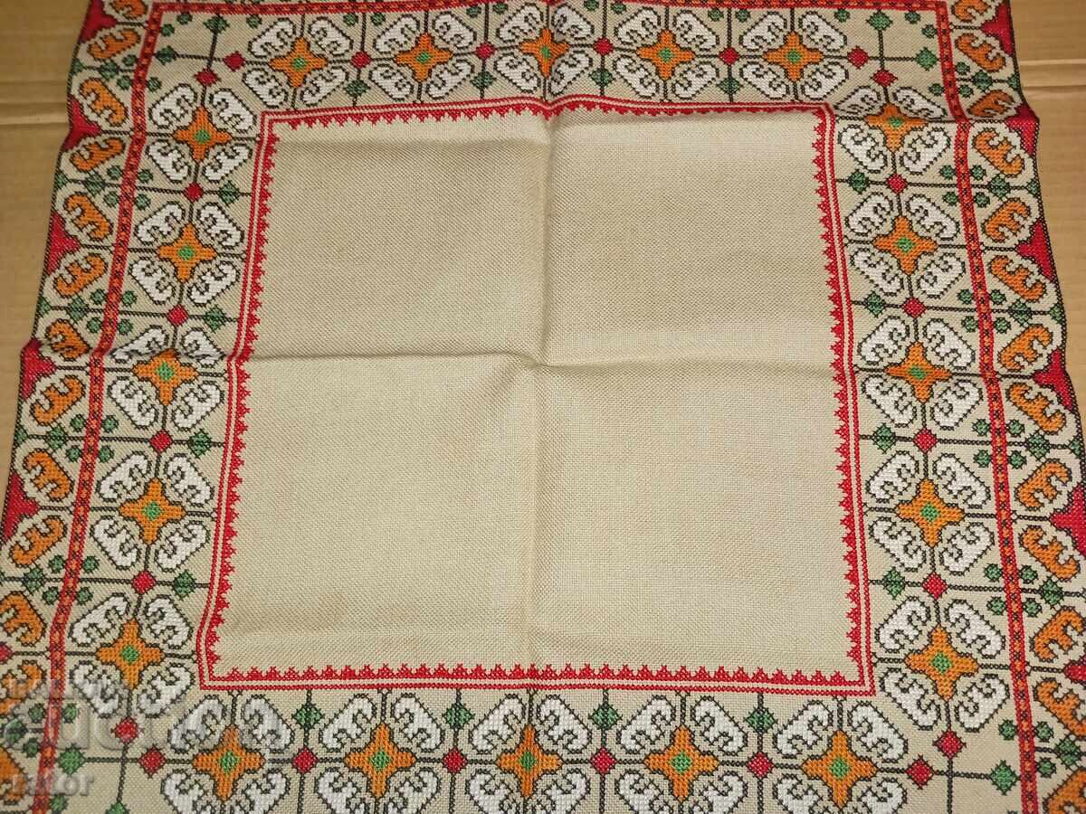 Auction Embroidered square, Tischleifer, tablecloth LINEN PANAMA Auction Embroidered square, Tischleifer, tablecloth LINEN PANAMA