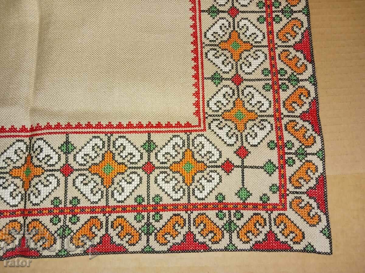 Embroidered square, Tischleifer, tablecloth LINEN PANAMA - 5 Embroidered square, Tischleifer, tablecloth LINEN PANAMA - 5