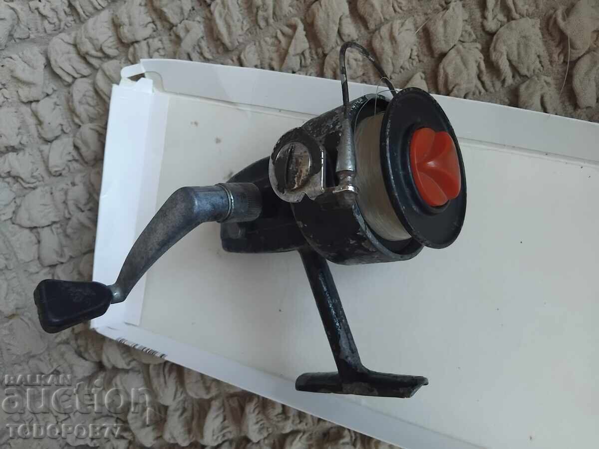 Old Reel Stabil with price 3.50 BGN | € 1.79 Old Reel Stabil with price 3.50 BGN | € 1.79