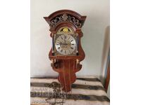 Ceas de perete vechi