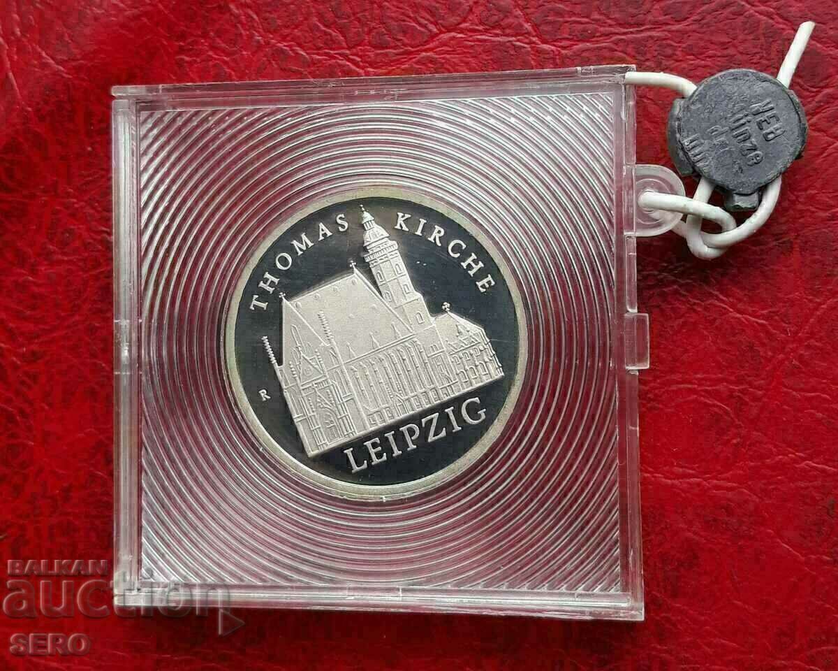 Livrarea Germania-GDR-5 timbre 1984-mat-lucios-exclus rare-tire 5500 buc