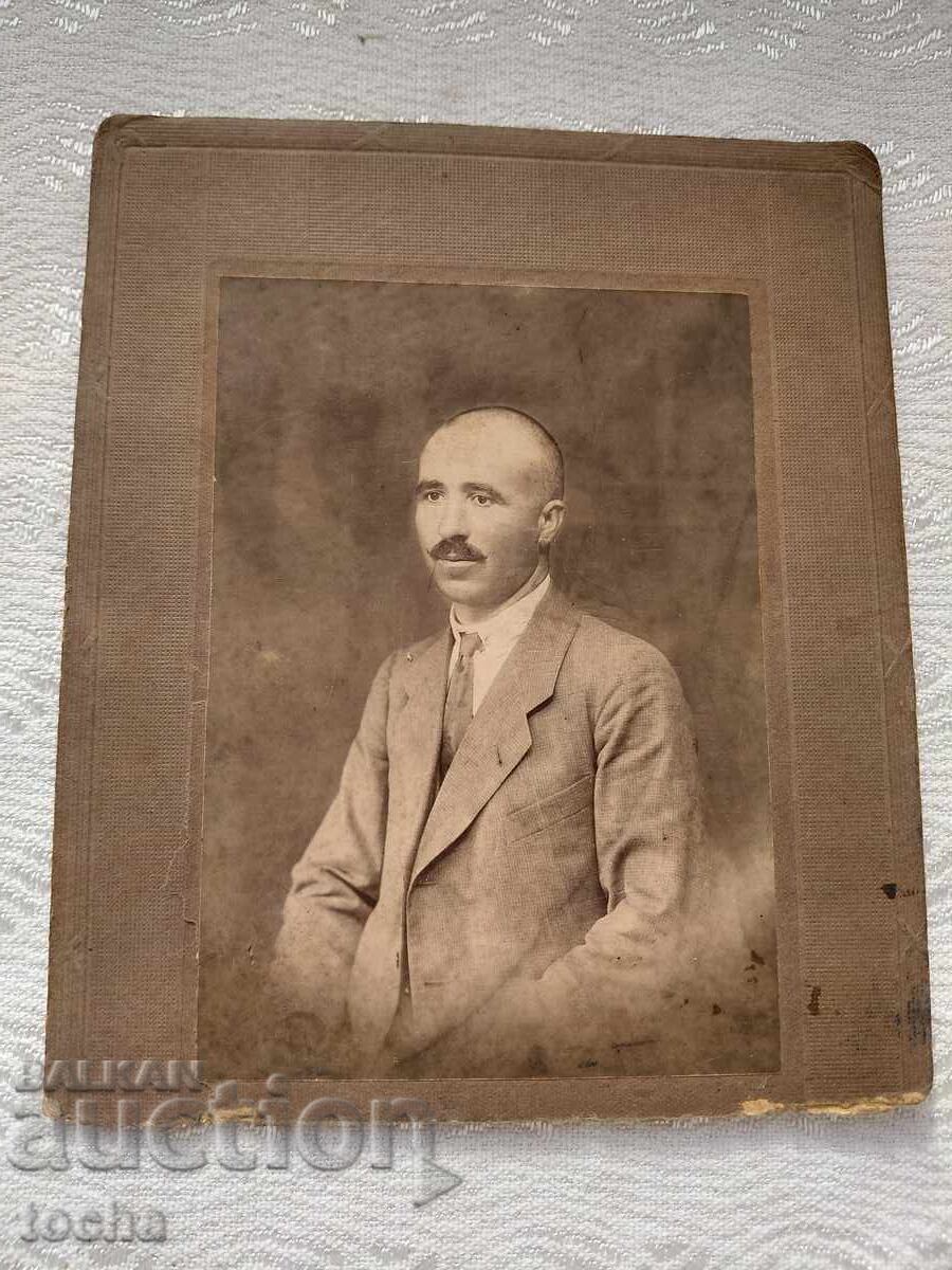 Παλιά φωτογραφία σε χαρτόνι, πορτρέτο. BZTS Παλιά φωτογραφία σε χαρτόνι, πορτρέτο. BZTS