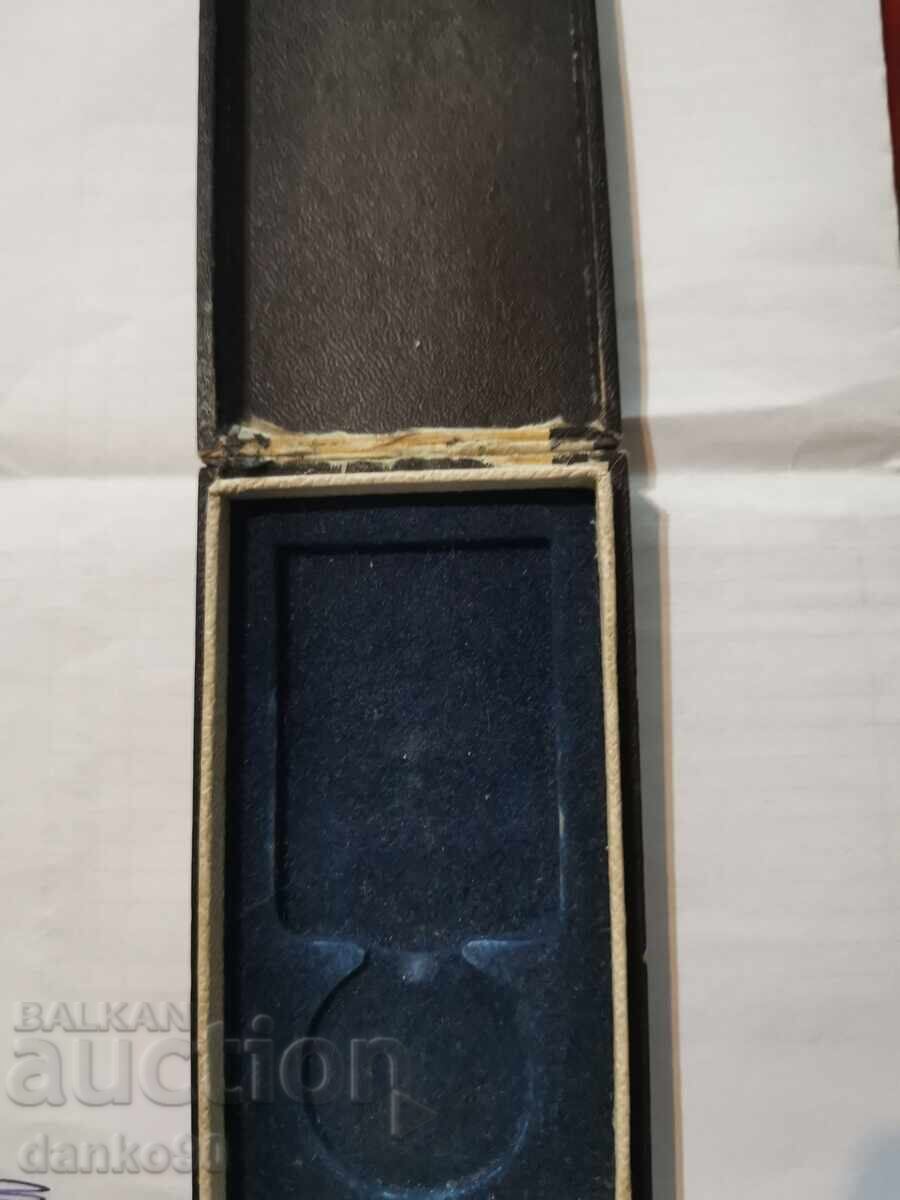 Delivery of Japan - Military Medal for the China Incident 1937-1945