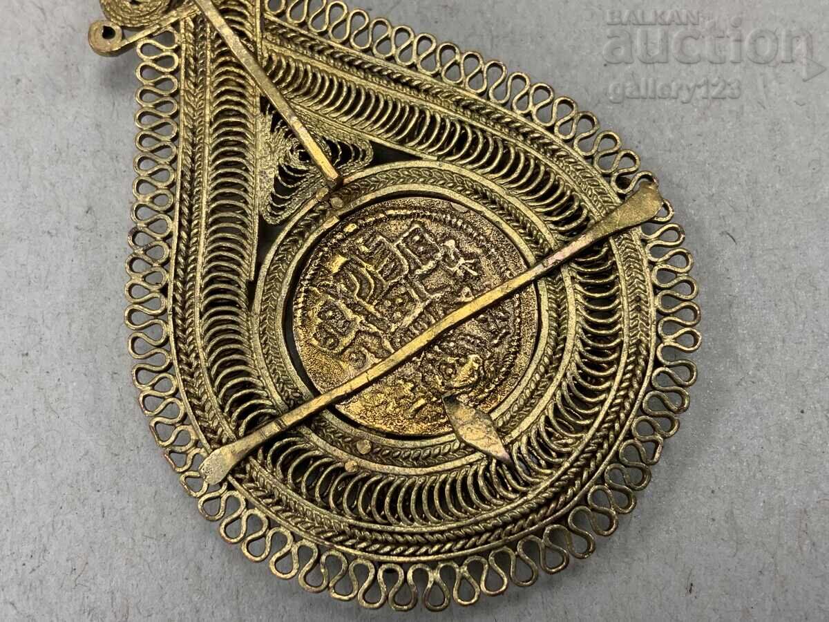 Revival-era jewelry silver filigree gilding - 5 Revival-era jewelry silver filigree gilding - 5