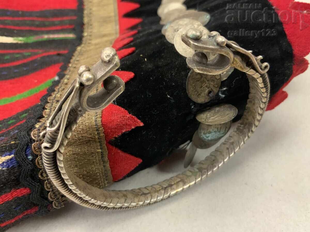 Antique bracelet with price 60.00 BGN | € 30.68 Antique bracelet with price 60.00 BGN | € 30.68