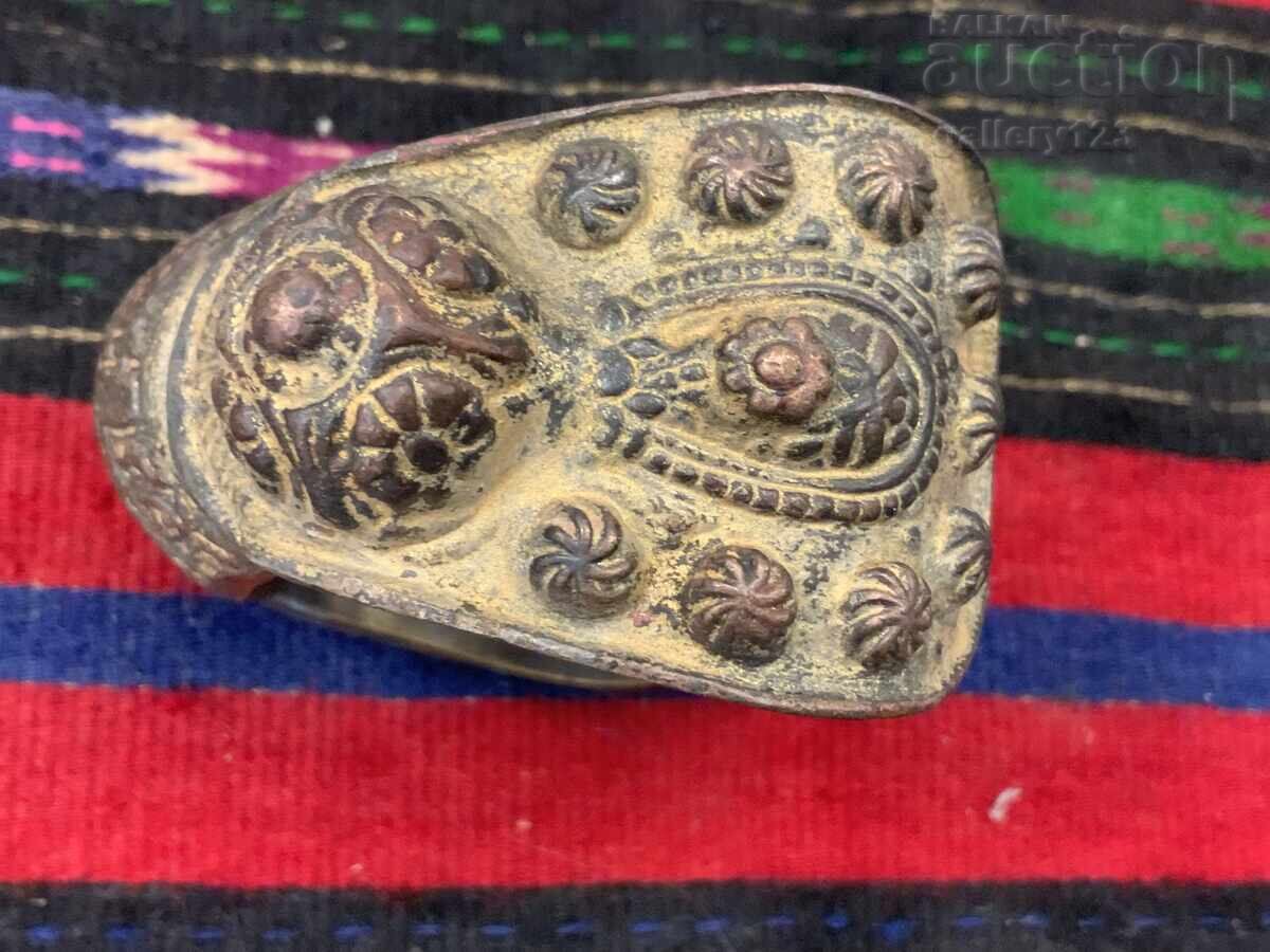 Auction Revivalist bracelet, slingshot, kubelia Auction Revivalist bracelet, slingshot, kubelia