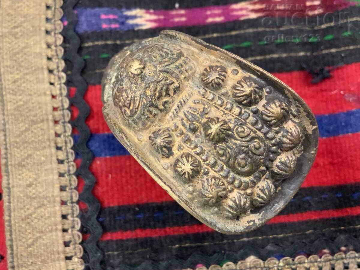 Delivery of Revivalist bracelet, slingshot, kubelia Delivery of Revivalist bracelet, slingshot, kubelia