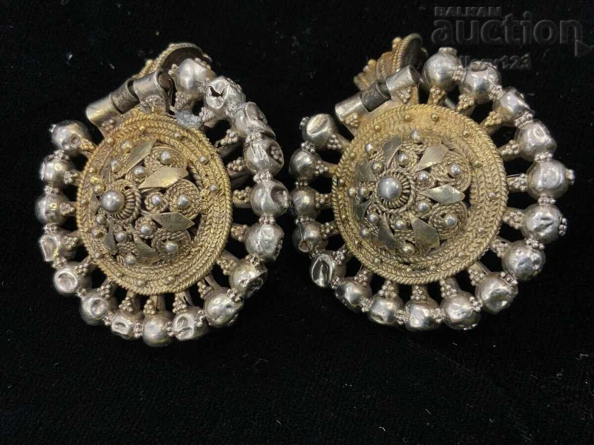 Auction  Revival-era filigree silver arpalii with mercury gilding