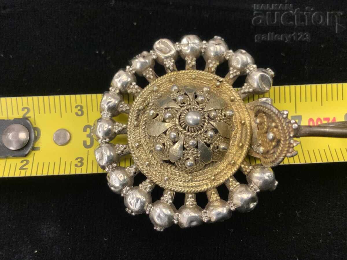 Revival-era filigree silver arpalii with mercury gilding - 5