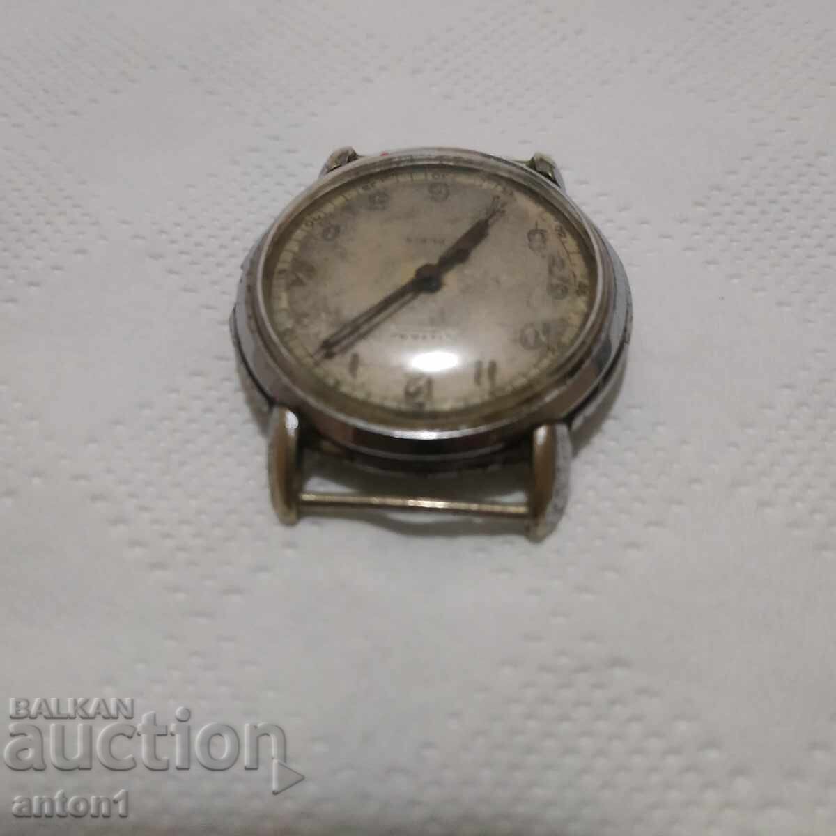 Силвана военен не работи с цена 50.00 лв. | € 25.56