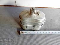 OLD MILITARY CANNON WITH MANNER