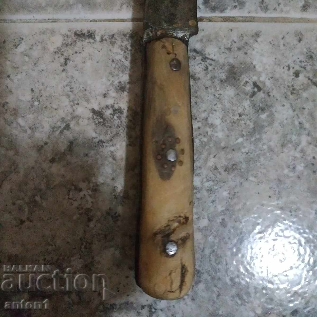 Παράδοση Μαχαίρι Brankovsky