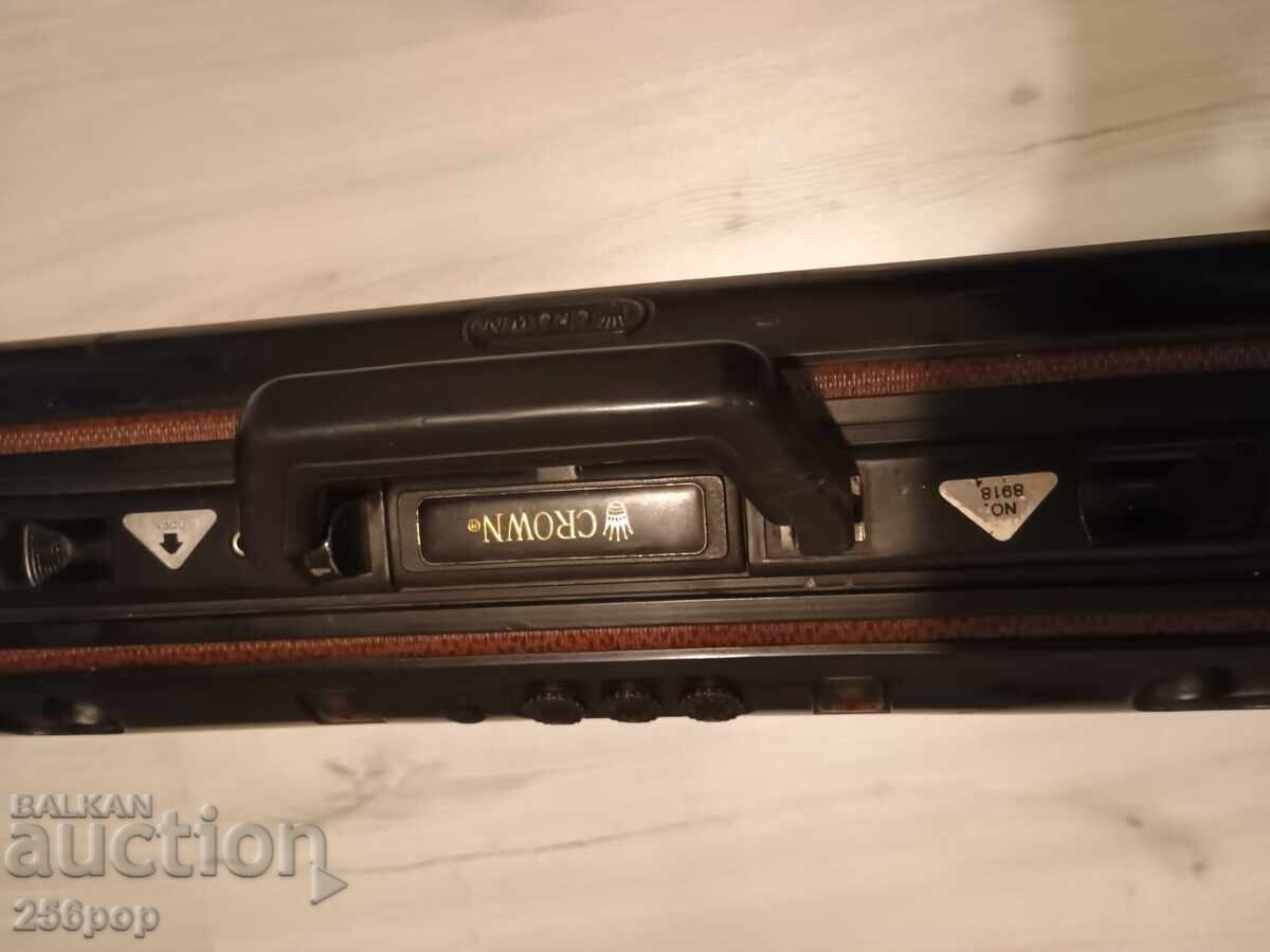 CROWN LTD luxury suitcase - 6 CROWN LTD luxury suitcase - 6