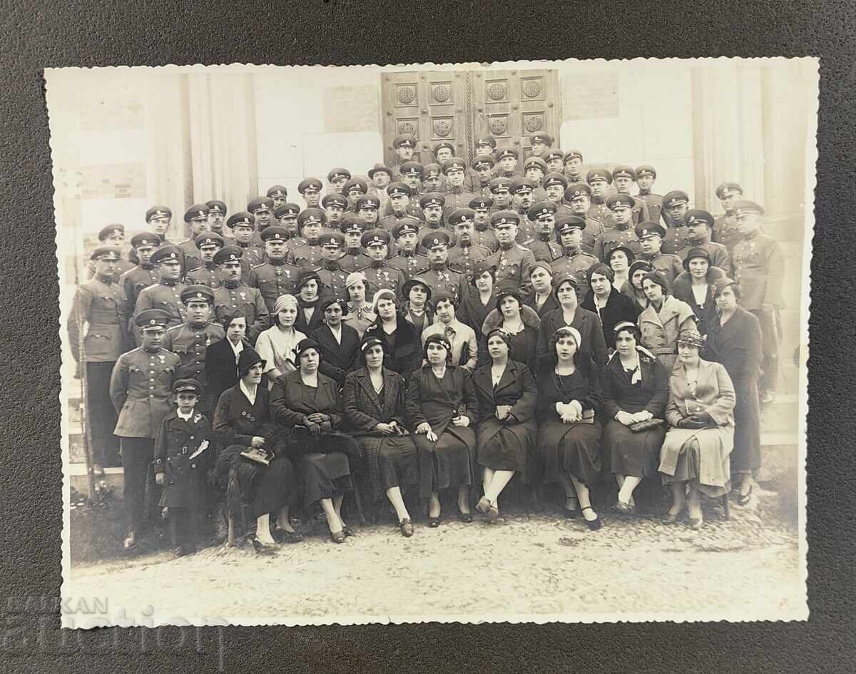 OFFICER OFFICER MEDAL ORDER LARGE MILITARY PHOTO CARDBOARD with price 25.00 BGN | € 12.78