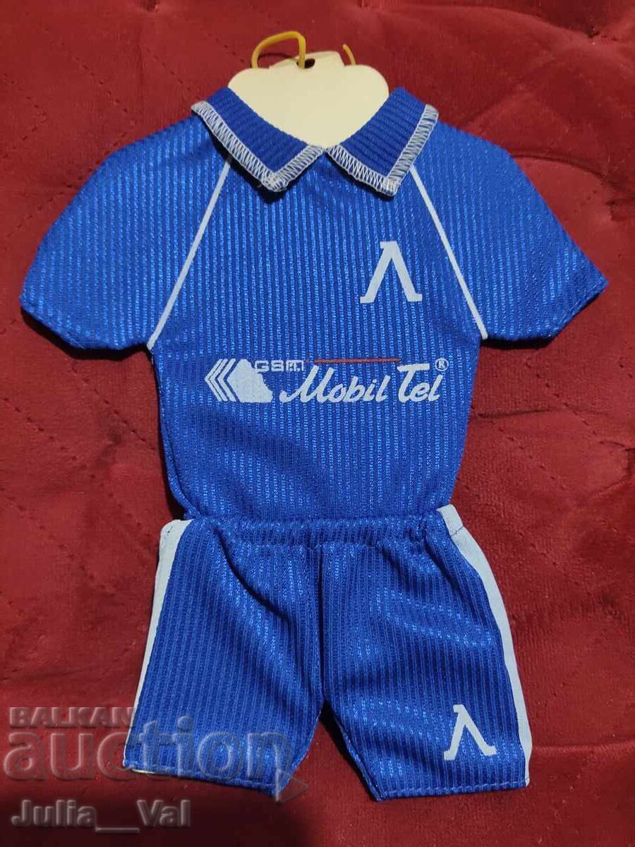 ПФК Левски - сувенирен екип с цена 2.72 лв. | € 1.39 ПФК Левски - сувенирен екип с цена 2.72 лв. | € 1.39