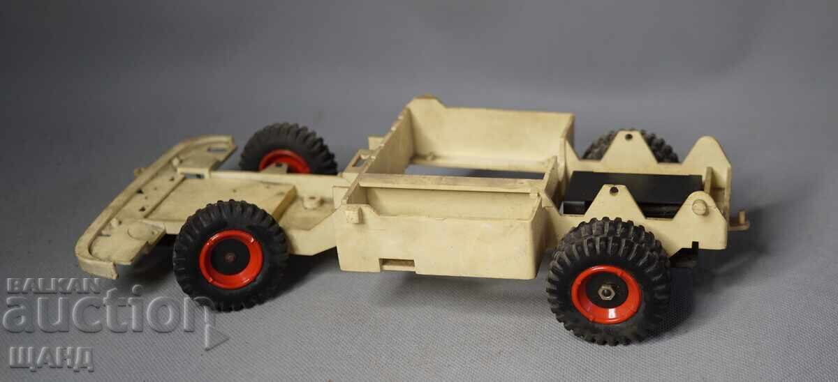 PIKO Șasiu cu roți Jucărie veche din plastic model camion