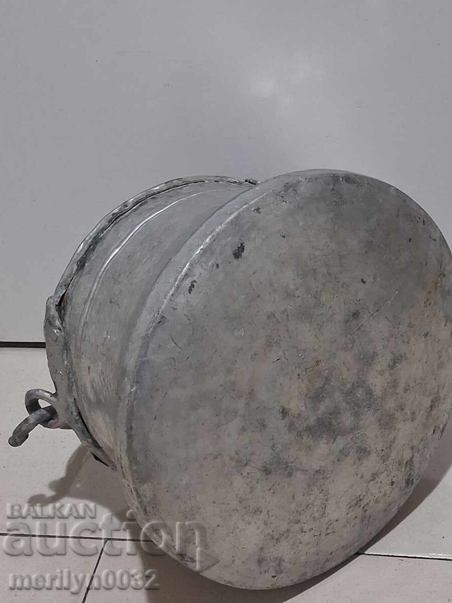 Auction  Old copper minion, copper, cauldron