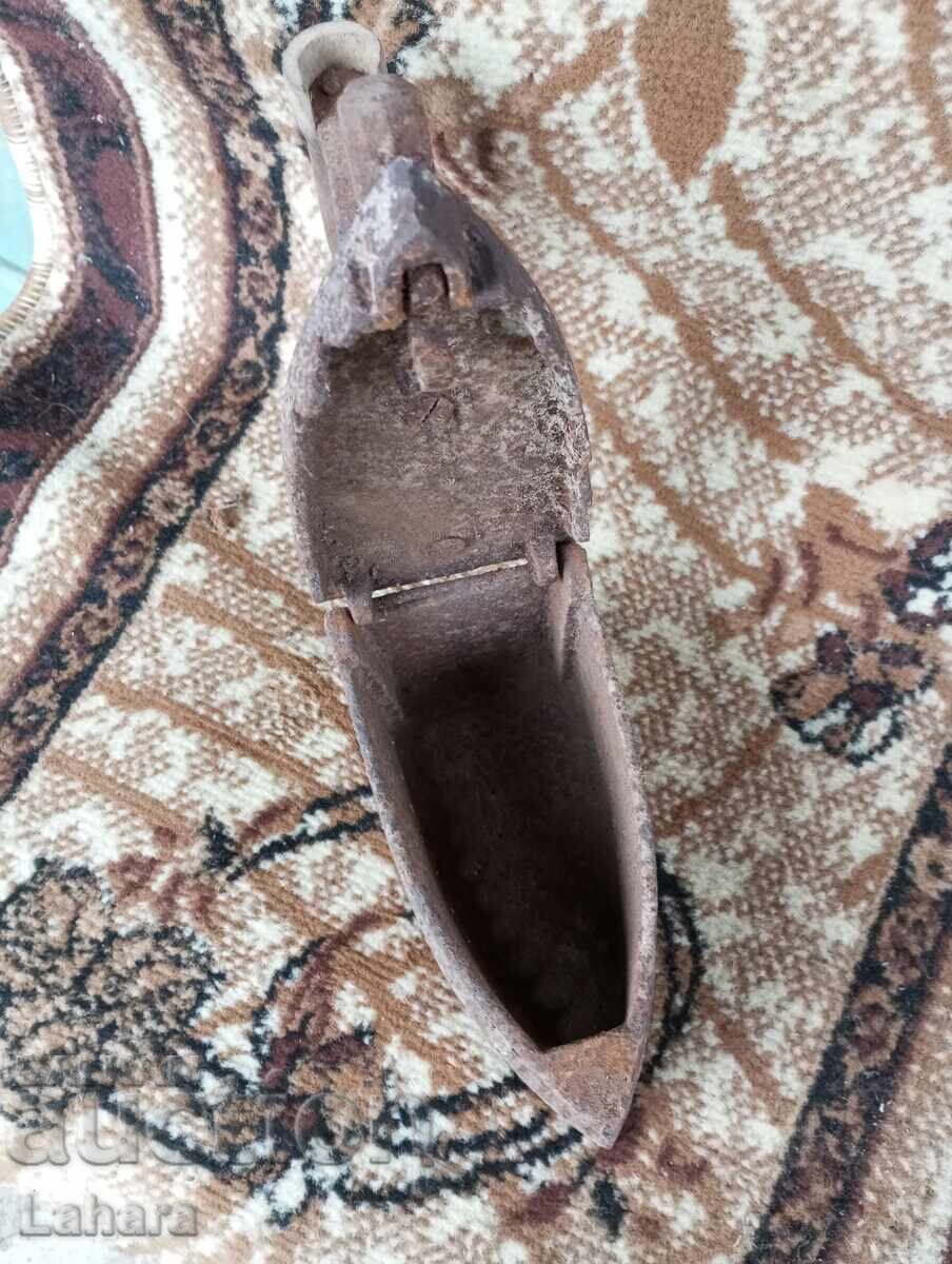 Fier de metal antic - 6