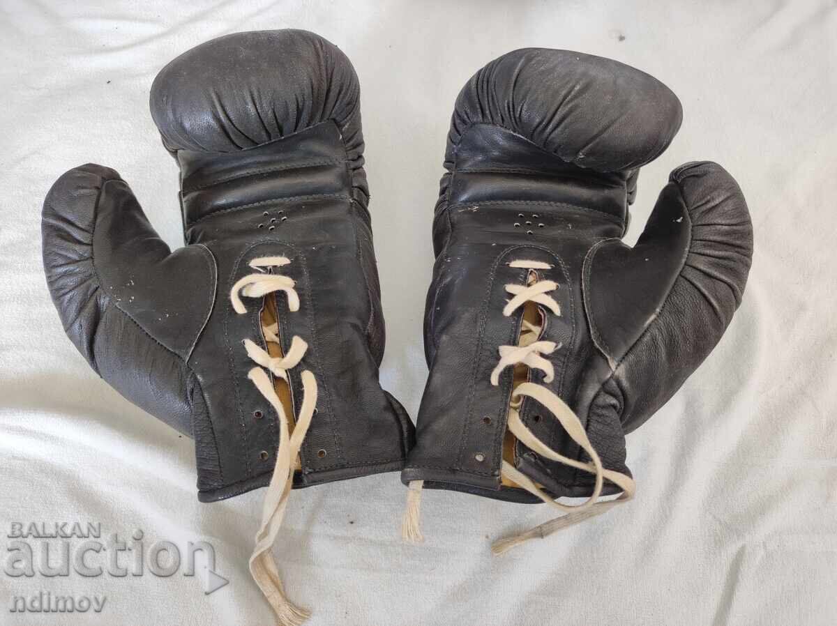Soviet Russian Boxing Gloves Soviet Russian Boxing Gloves