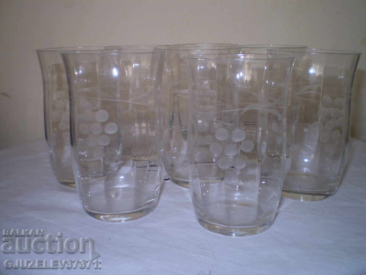 Retro thin-walled glass engraved cups with price 35.00 BGN | € 17.90