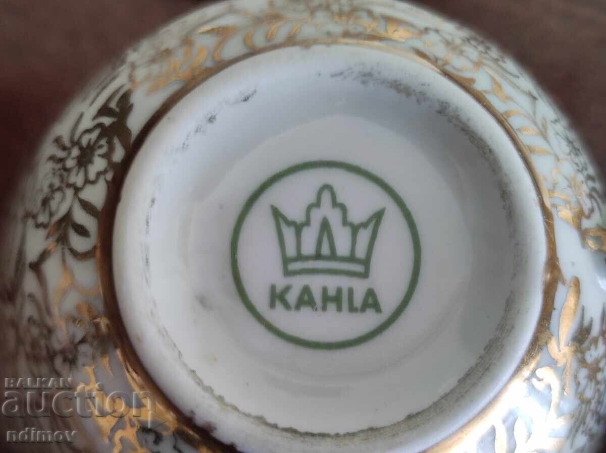 Delivery of German porcelain, two coffee cups Delivery of German porcelain, two coffee cups