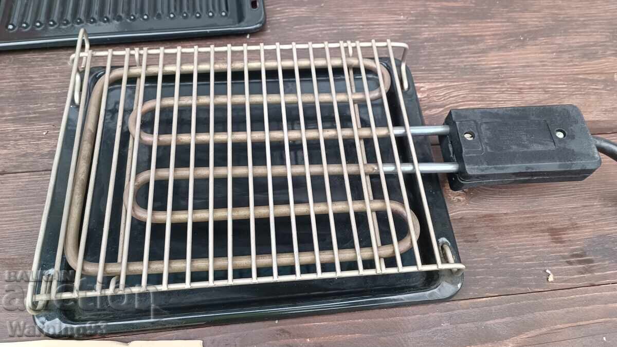 Electric grill - Bulgarian - from the socialist era - brand new with price 40.00 BGN | € 20.45 Electric grill - Bulgarian - from the socialist era - brand new with price 40.00 BGN | € 20.45