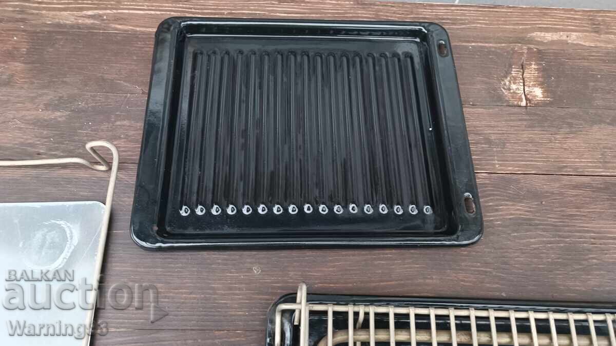Delivery of Electric grill - Bulgarian - from the socialist era - brand new Delivery of Electric grill - Bulgarian - from the socialist era - brand new