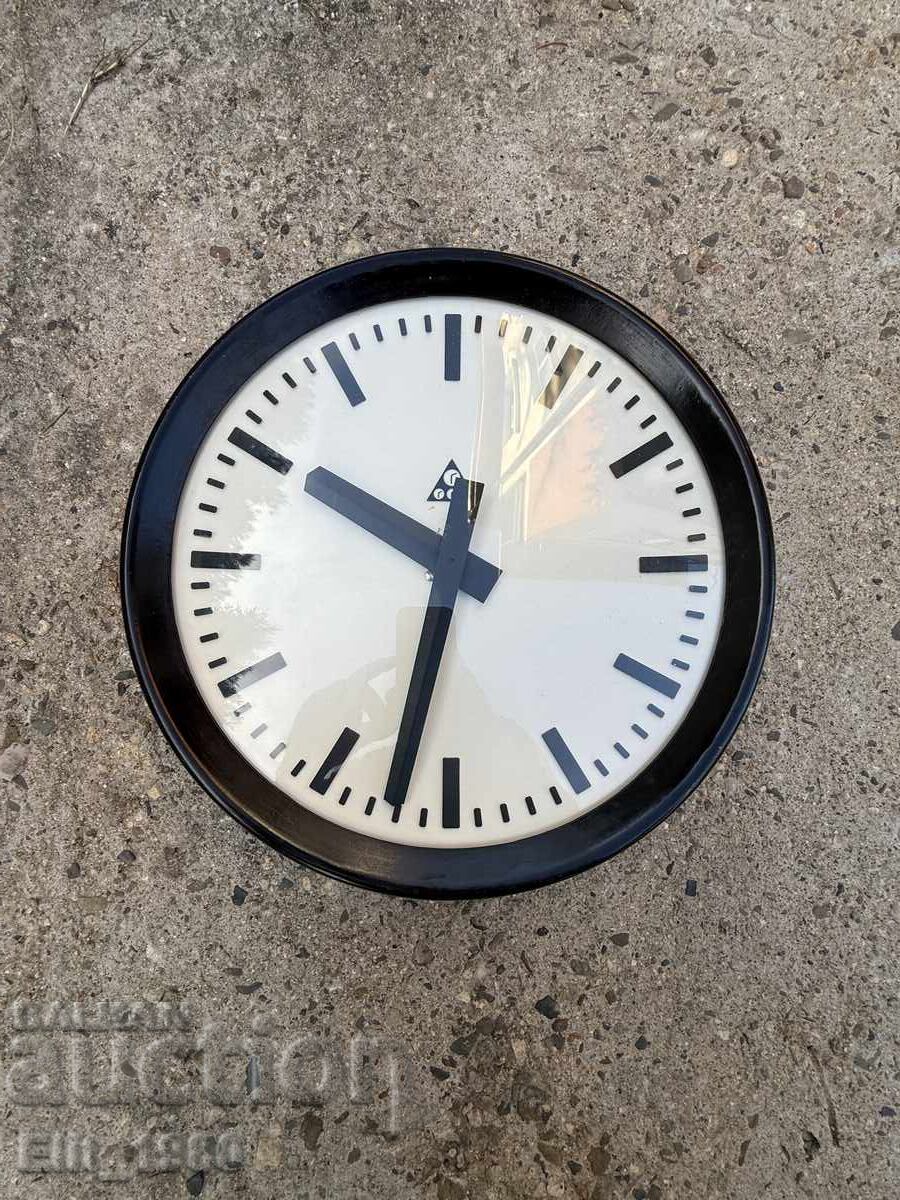 Station clock with price 55.00 BGN | € 28.12