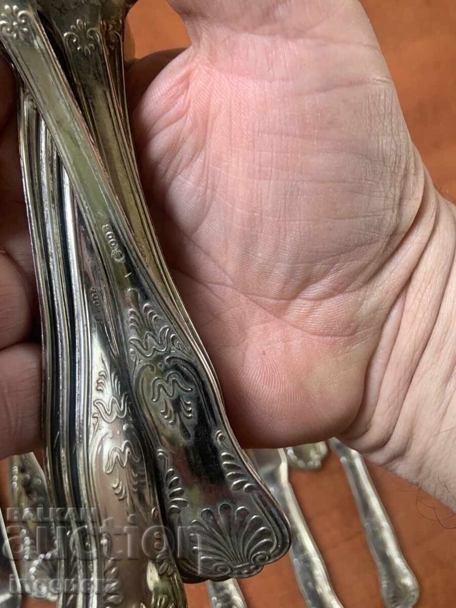 Delivery of SILVER-PLATED EATING UTENSILS - MARKED 800 WEIGHT - 1350 GR