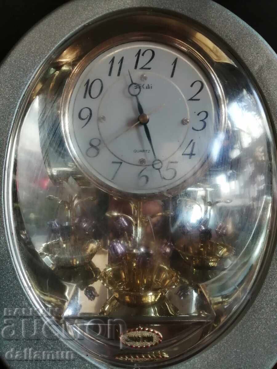 Licitație Ceas de masă vechi