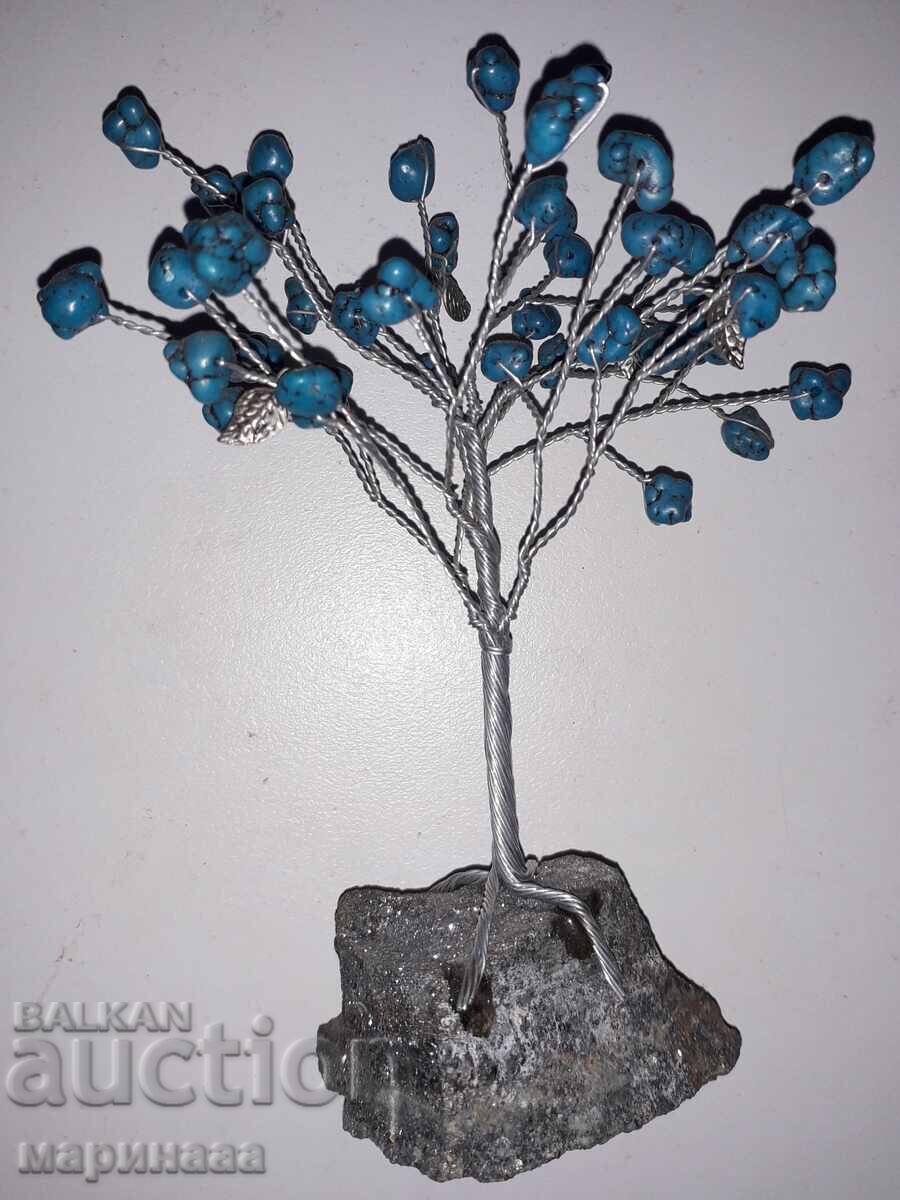 DECORATION WITH TURKISH AZURE