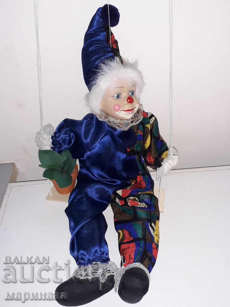 PĂPUȘĂ MARE. CLOVN - 6 PĂPUȘĂ MARE. CLOVN - 6