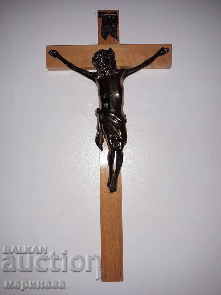 CRUCE. ALAMĂ MASIVĂ cu preț 40.00 BGN | € 20.45 CRUCE. ALAMĂ MASIVĂ cu preț 40.00 BGN | € 20.45