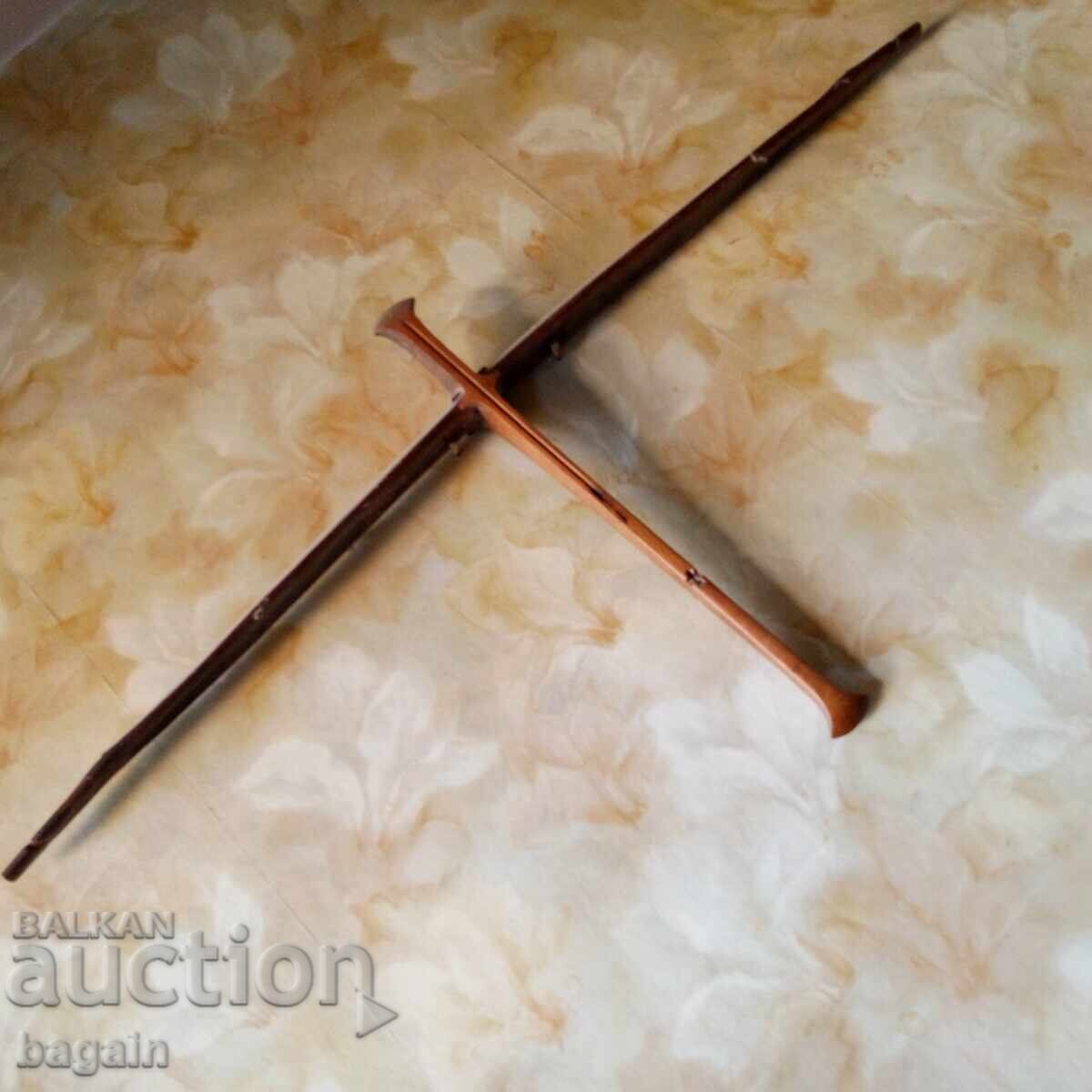 Αρχαία βαλλίστρα με τιμή 250.00 BGN | € 127.82