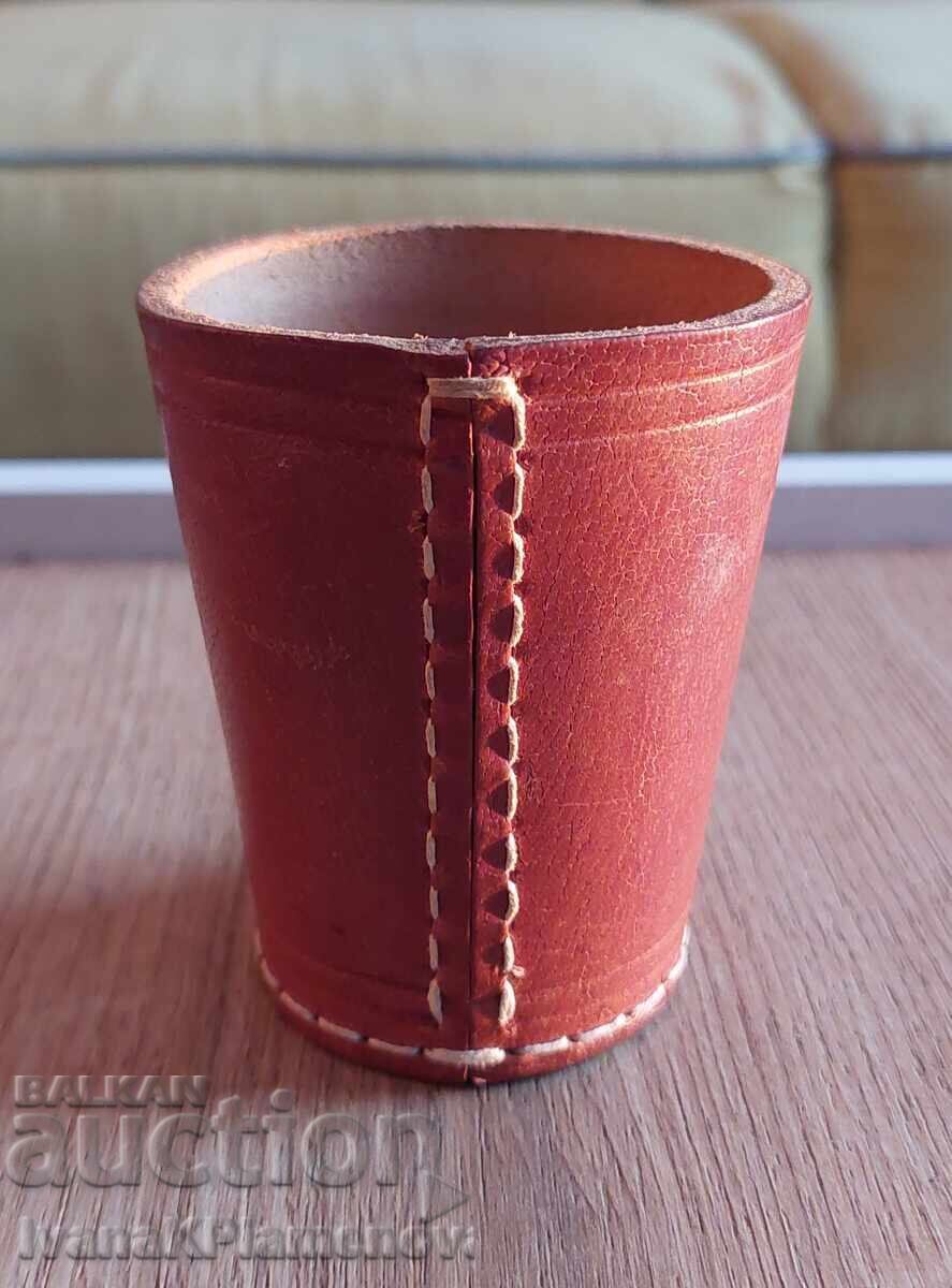 New leather dice cup for connoisseurs New leather dice cup for connoisseurs
