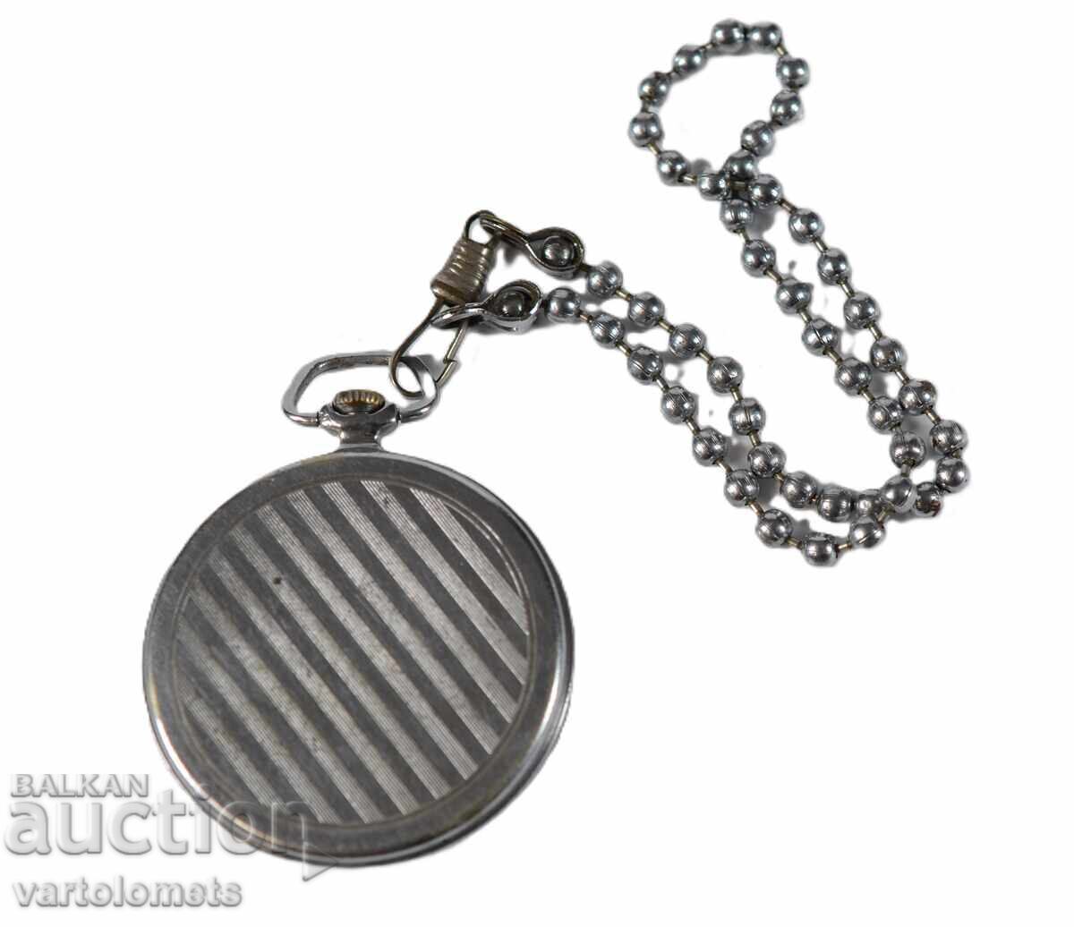 Аукцион Джобен часовник МОЛНИЯ MOLNIJA 18к. - не работи Аукцион Джобен часовник МОЛНИЯ MOLNIJA 18к. - не работи