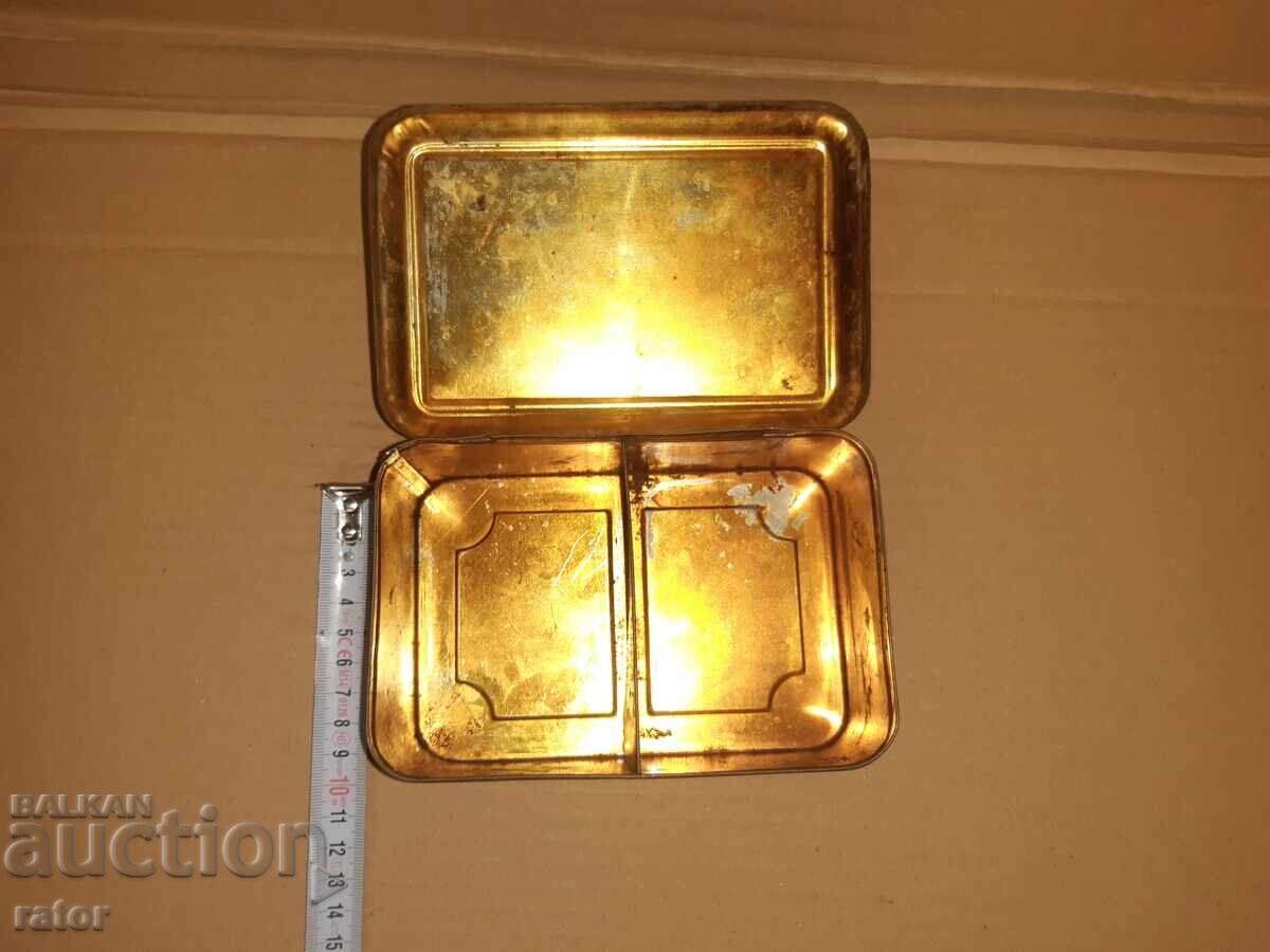 Πολύ παλιό μεταλλικό κουτί τσαγιού - 7