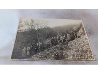 Снимка Трявна Мъже в местността Чучура на Гергьовденъ 1928