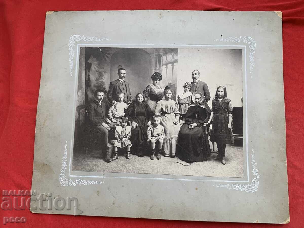 Auction  Photographer V. Velebni Plovdiv Family Photo