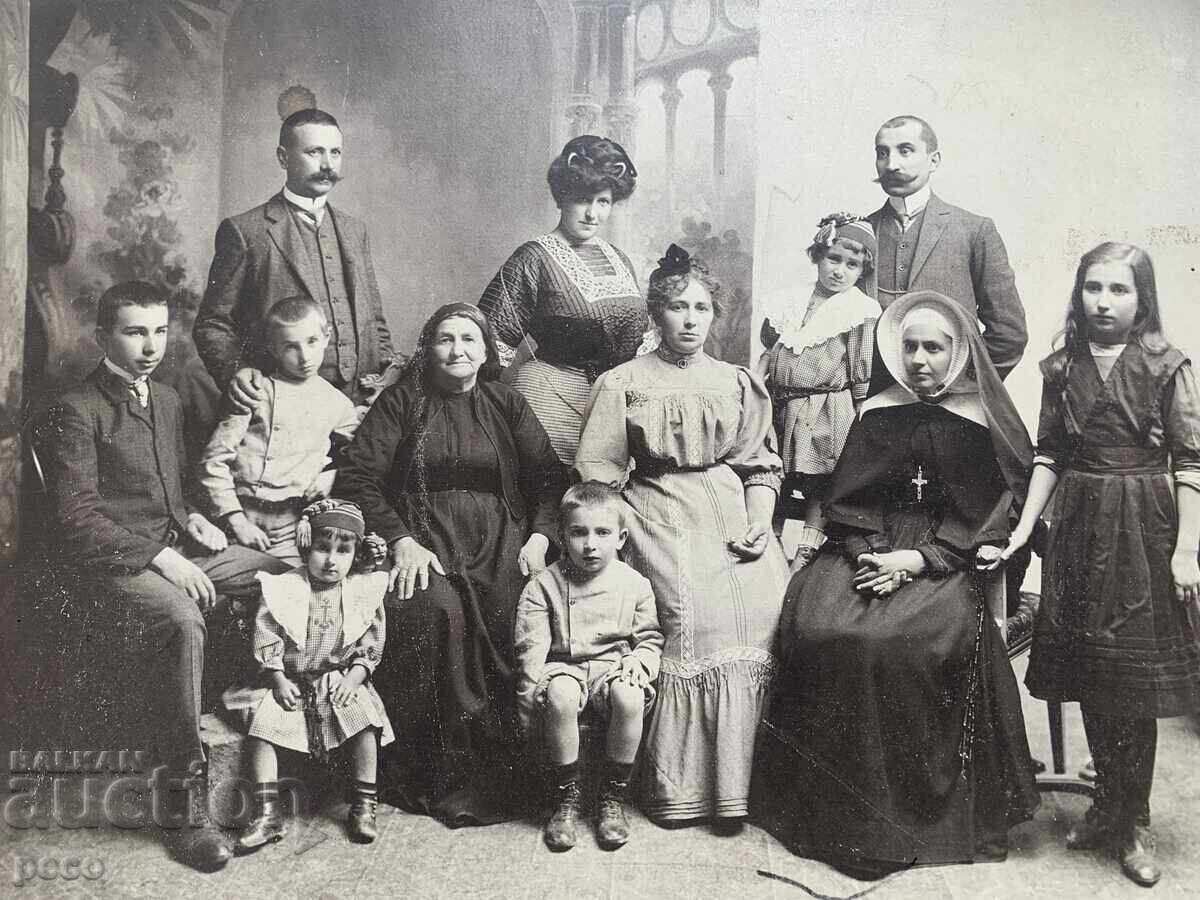 Photographer V. Velebni Plovdiv Family Photo