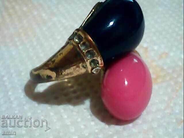 μαζικό επιχρυσωμένο δαχτυλίδι με τιμή 20.00 BGN | € 10.23