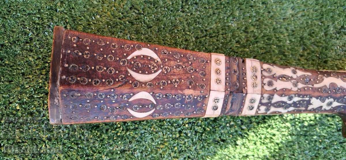 Πυροβόλο μουσκέτο, σφυρηλάτηση με τιμή 5500.00 BGN | € 2812.11 Πυροβόλο μουσκέτο, σφυρηλάτηση με τιμή 5500.00 BGN | € 2812.11