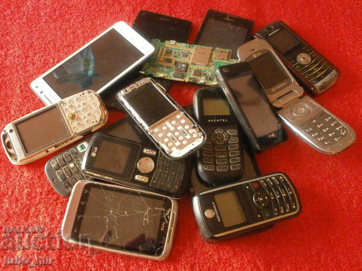 Delivery of ELECTRONIC SCRAP - OLD PHONES Delivery of ELECTRONIC SCRAP - OLD PHONES